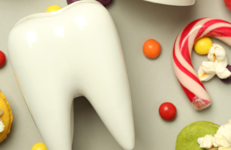 5 abitudini quotidiane che rovinano i denti